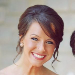 Meet your Posher, Elise