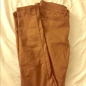 Khaki colored skinny jeans