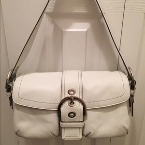 Coach Purse/ Off White/ Shoulder