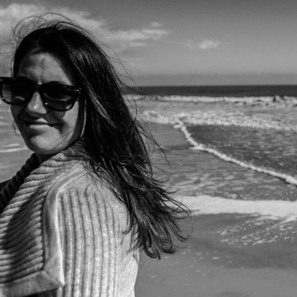 Meet your Posher, Laura - Picture 1 of 1