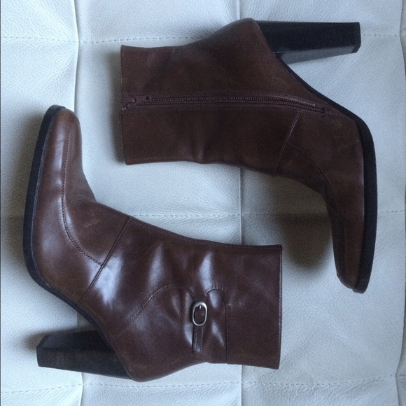 Kenneth Cole brown leather heels short boots, 8/35