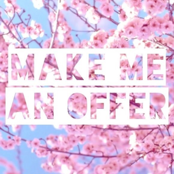 Meet your Posher, Melissa - Picture 3 of 3