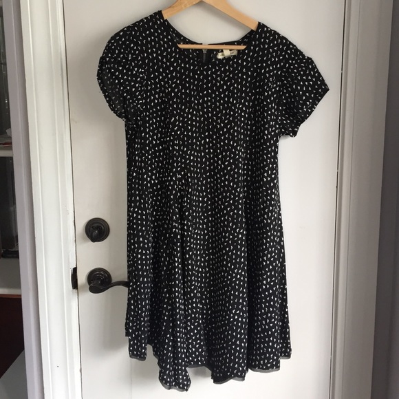 Black t shirt dress