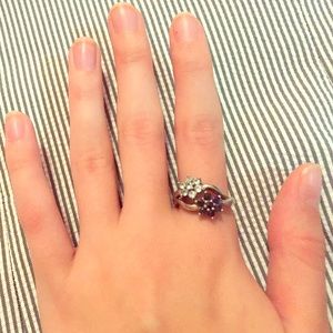 Pretty 925 Sterling silver ring.