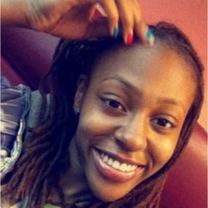 Meet your Posher, Destinee