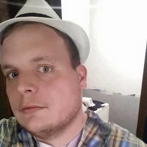 Meet your Posher, Casey