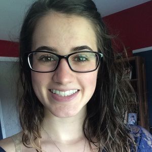 Meet your Posher, Francesca