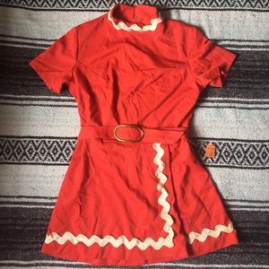 NWT 70's Vintage Red Rick-Rack Trim Tunic w/ Belt