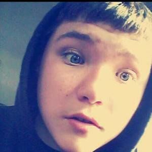 Meet your Posher, Dakota