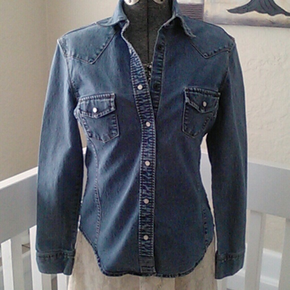 Levi's Tops - Levi Strauss Signature Denim Shirt