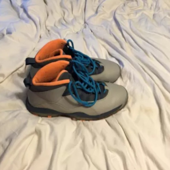 Jordan retro 10 bobcats size 10 men