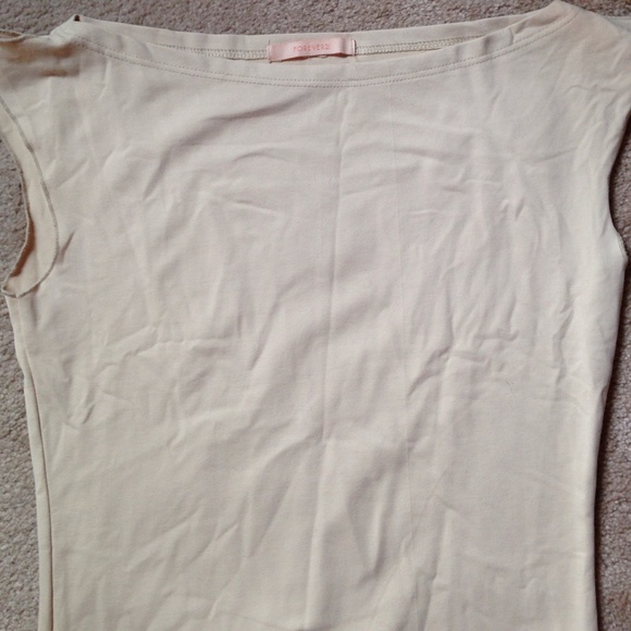 Like new forever 21 beige top 90% nylon 10 spandx
