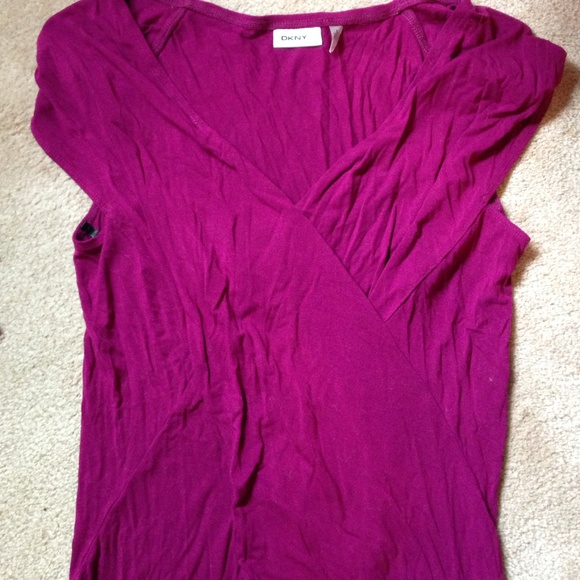 DKNYC purple short sleeve top size L