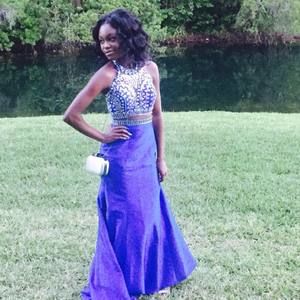 Meet your Posher, Sabrina