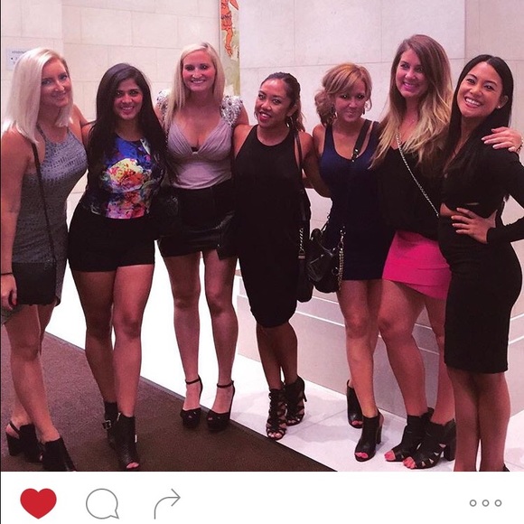 Meet your Posher, McKenzie - Picture 3 of 4