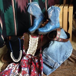 Justin blue low boots sz 8 western country boho