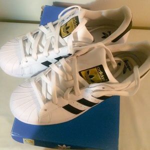 Adidas Superstar