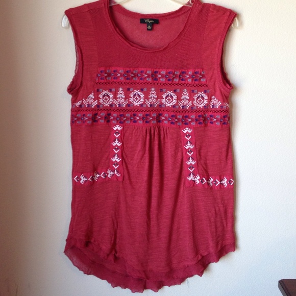 Embroidered Cap Sleeve Top