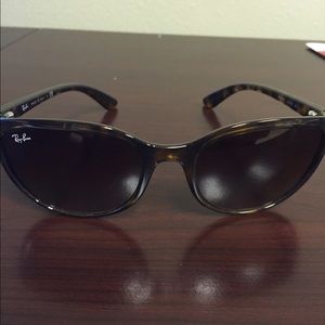 Ray Ban Womens Sunglasses
