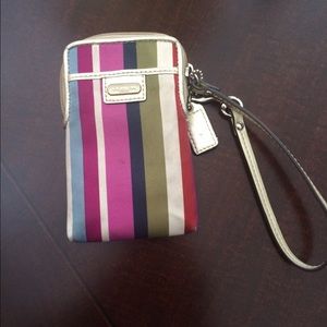 wristlet wallet coach