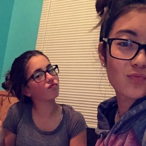 Meet your Posher, Mackenzie