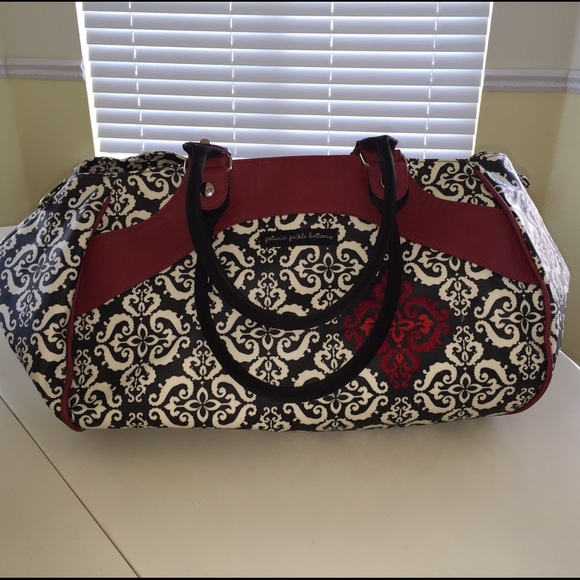 🚫SOLD🚫Petunia pickle bottom weekender