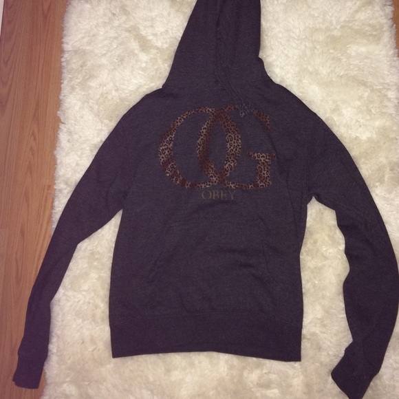 Obey sweatshirt