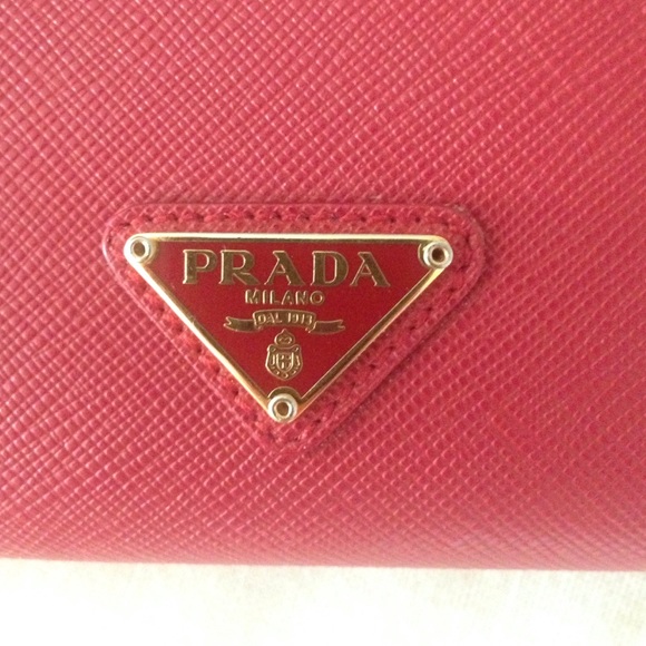 PRADA Shoulder Bag *make me an offer* - Picture 3 of 4