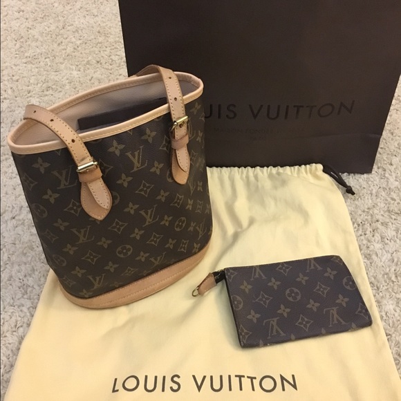 Louis Vuitton Handbags - Louis Vuitton Bucket Bag