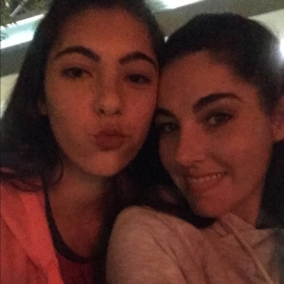 Meet your Posher, Diane - Picture 2 of 4