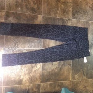 NWT Aeropostale printed leggings size M