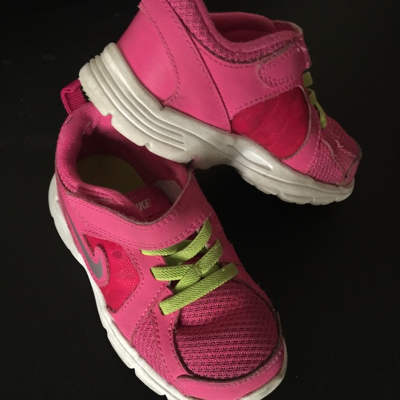 Pink toddler size 8 Nikes. Worn a few times SOLD - Picture 2 of 4