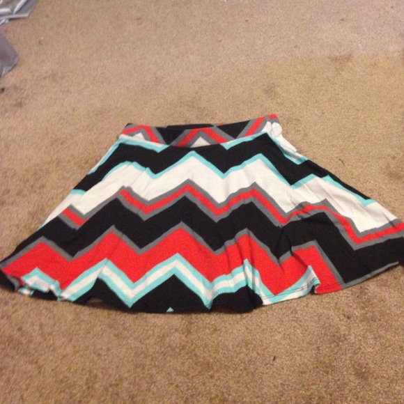 Chevron skater skirt 🚨*FINAL REDUCTION*🚨