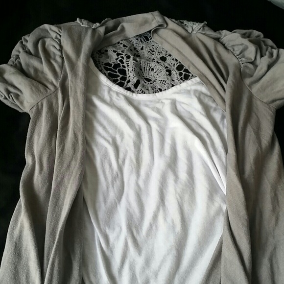 Cardy and white shirt