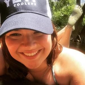 Meet your Posher, Carolyn