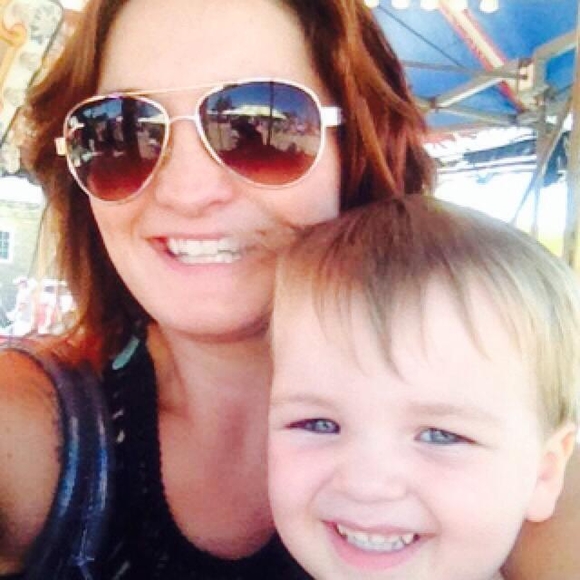 Meet your Posher, April