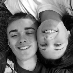 Meet your Posher, Christian