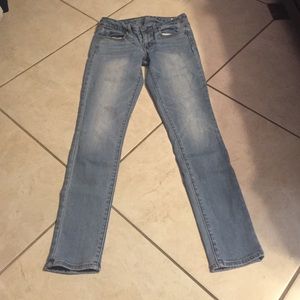 Light wash American Eagle Jeggings 💙