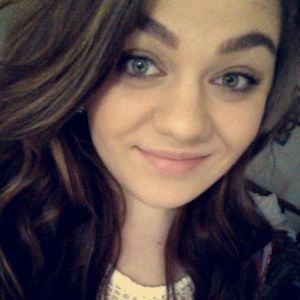 Meet your Posher, Cristina