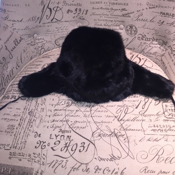 Saks Fifth Avenue* Trapper Hat