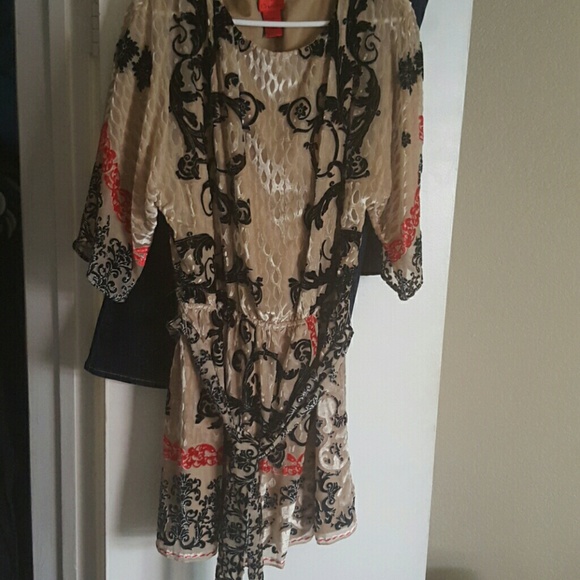 Cristina V multi colored top. Worn once - Picture 3 of 4