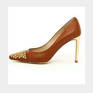 Aria Gold Studded Pumps