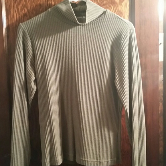 Taupe colored turtleneck - Picture 1 of 2