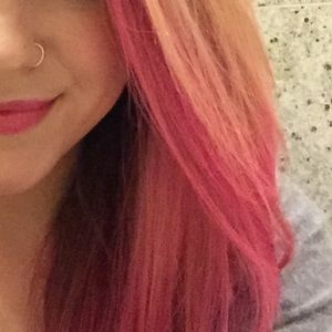 Meet your Posher, Andrea