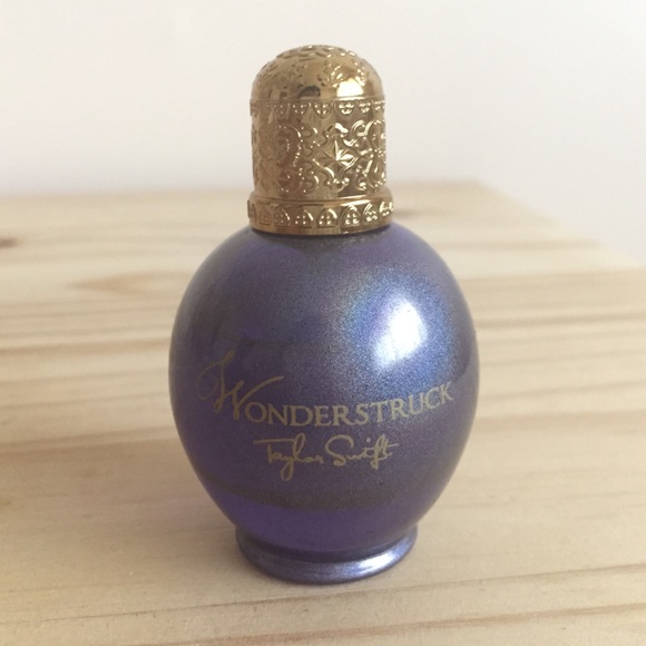 Taylor Swift Wonderstruck Travel