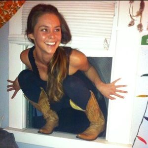 Meet your Posher, Jessica