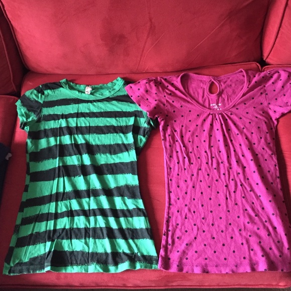 Short sleeved tee bundle! - Picture 1 of 2