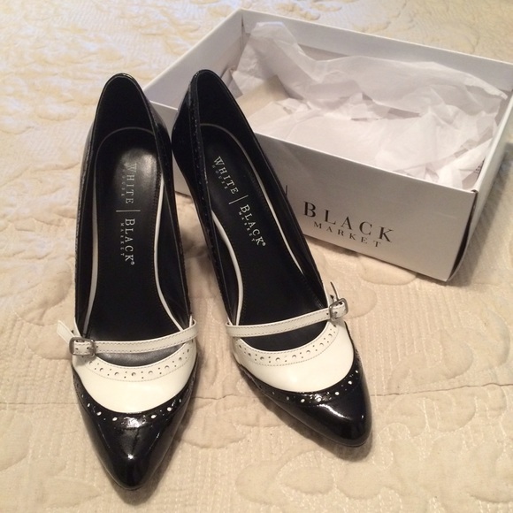 WHBM patent "Madrid" tuxedo pump size 9.5