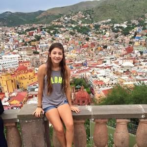 Meet your Posher, Jacquelyne