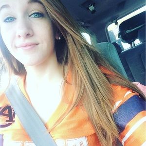 Meet your Posher, Brittany